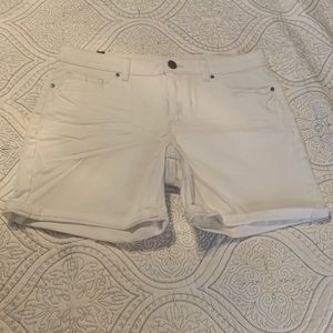 LC Lauren Conrad White denim shorts, size 10 - new no tag